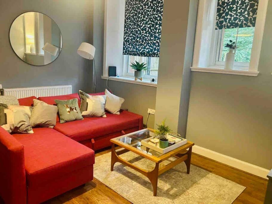 Large 2 Bedroom, Ground Floor Flat, Close To City 爱丁堡 外观 照片